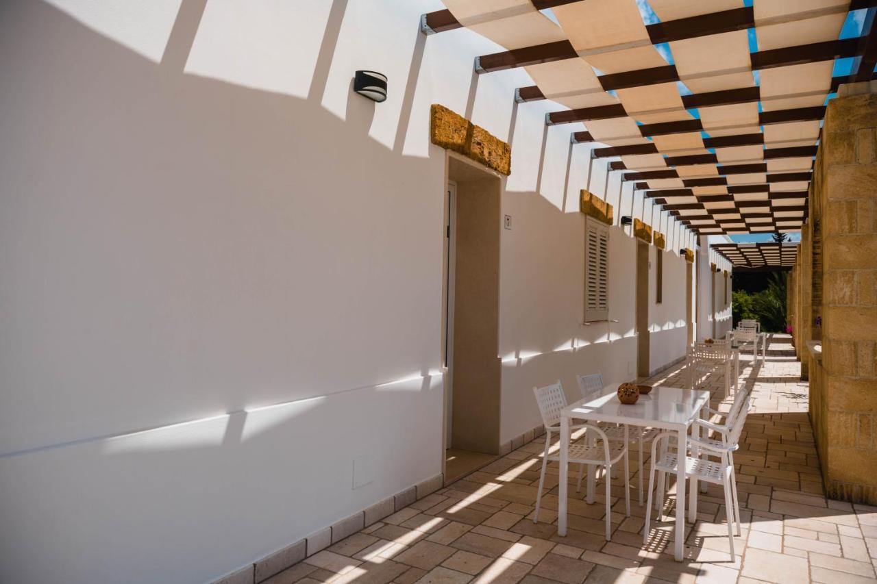 Masseria Tenuta Flora Maria Леверано Экстерьер фото
